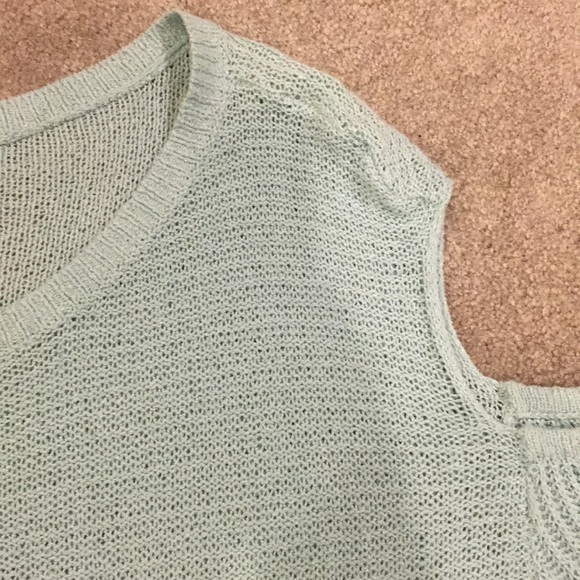 Knit Express Off Shoulder Top - Picture 3 of 5